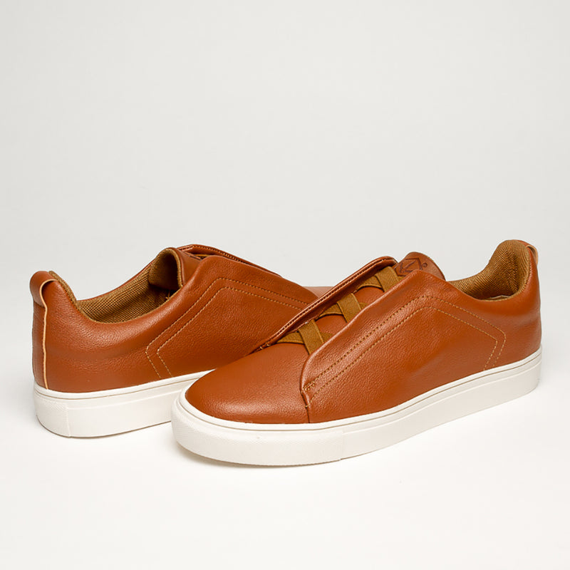 TAN B/TWO HELIUM SNEAKERS - HIKIS