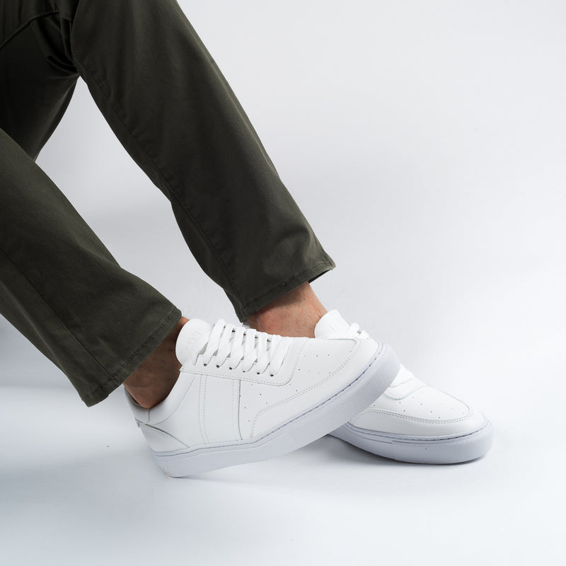 NEW WHITE ZERO SNEAKERS - HIKIS